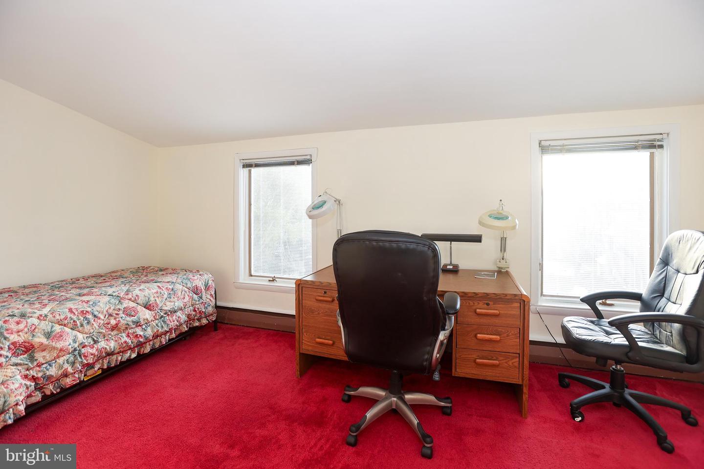 714 Oxford Rd