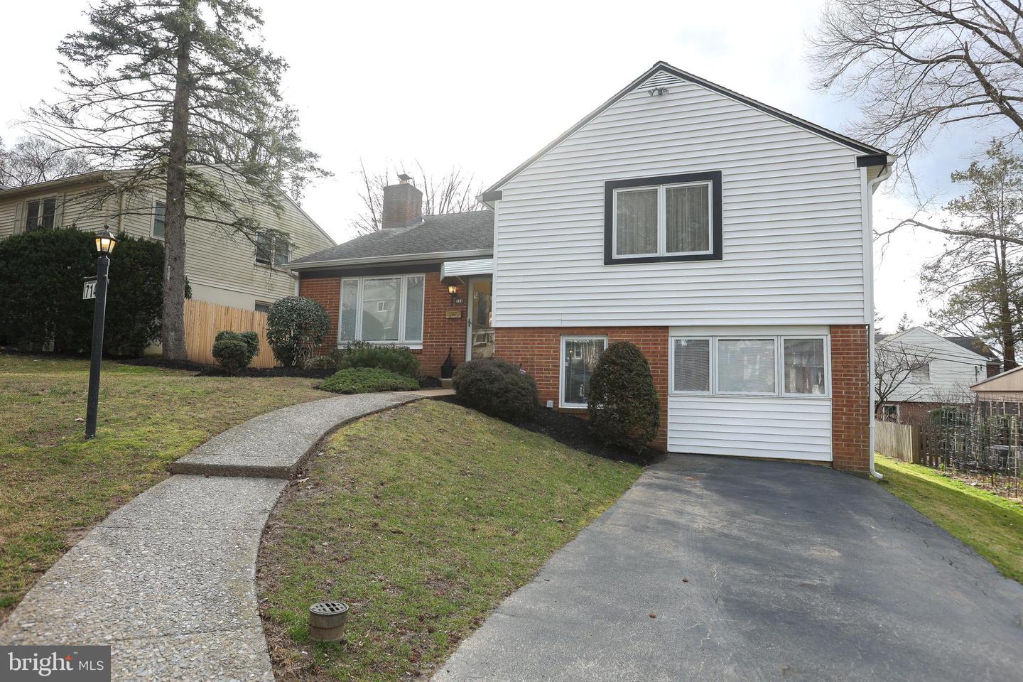 714 Oxford Rd