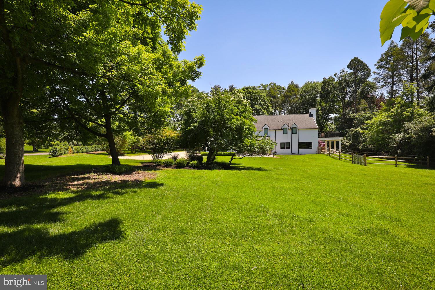 401 E Mill Rd