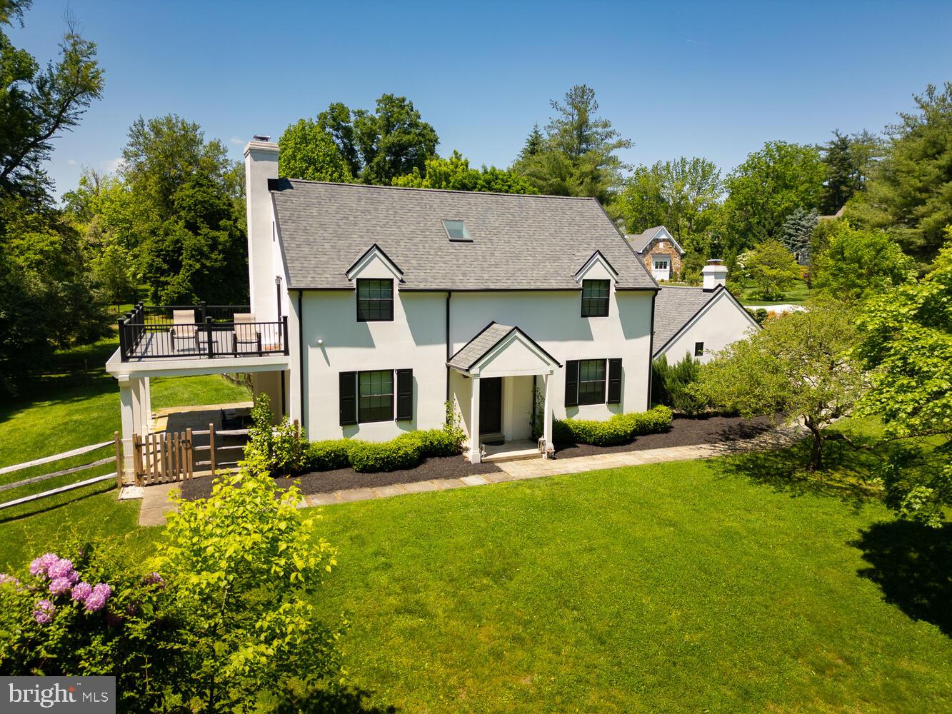 401 E Mill Rd