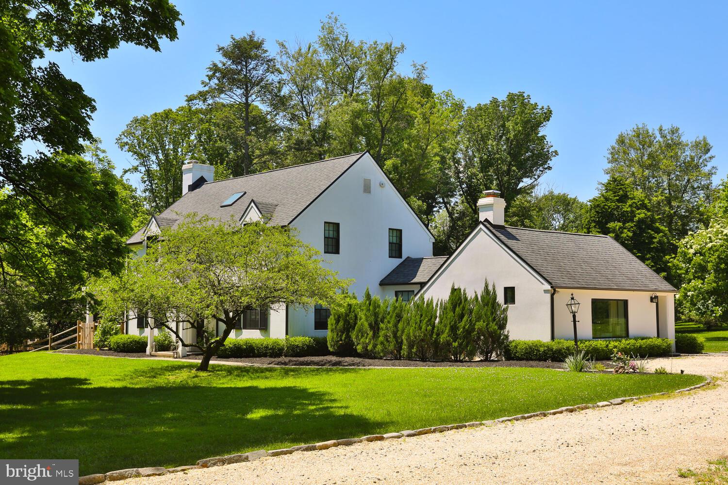 401 E Mill Rd