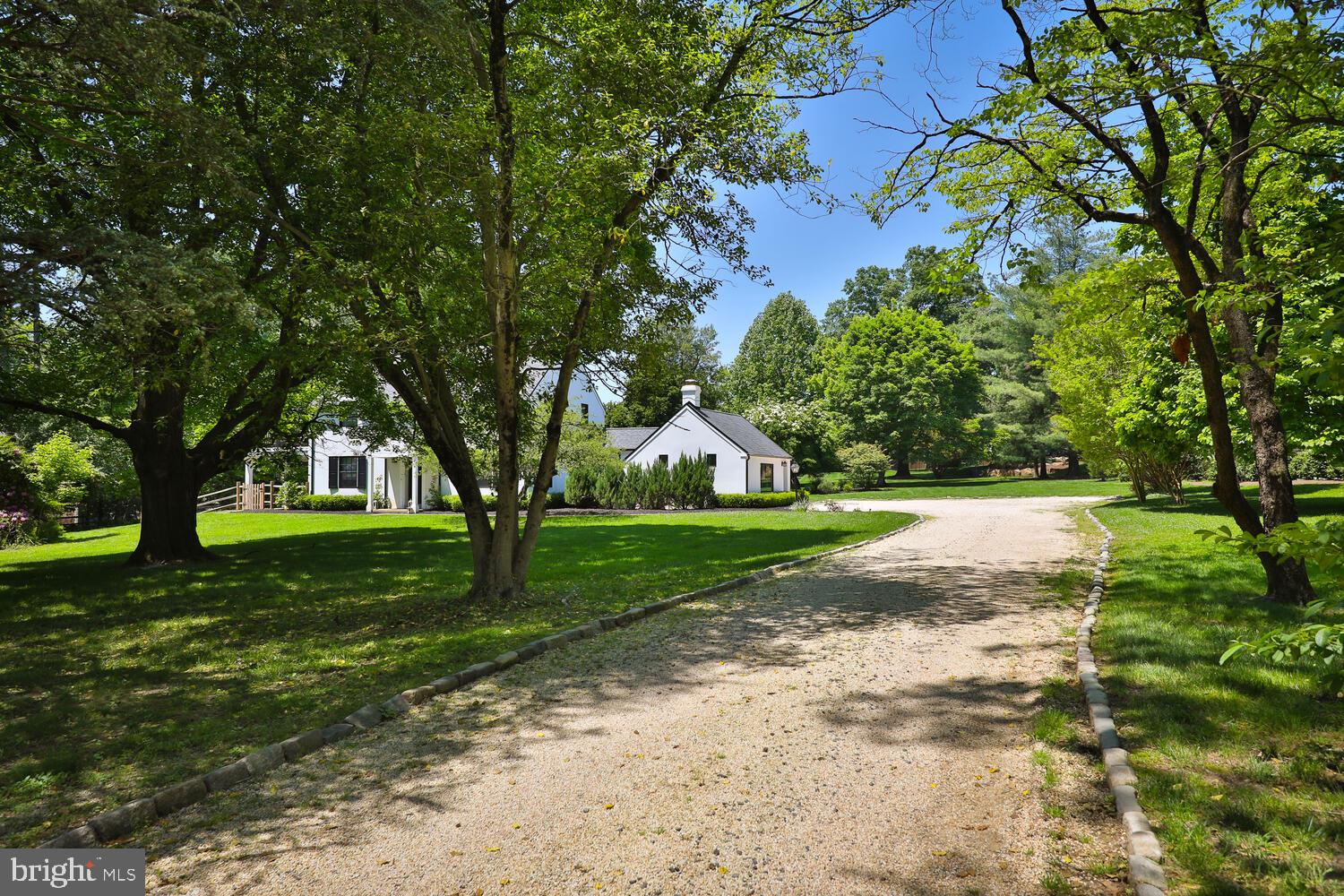 401 E Mill Rd