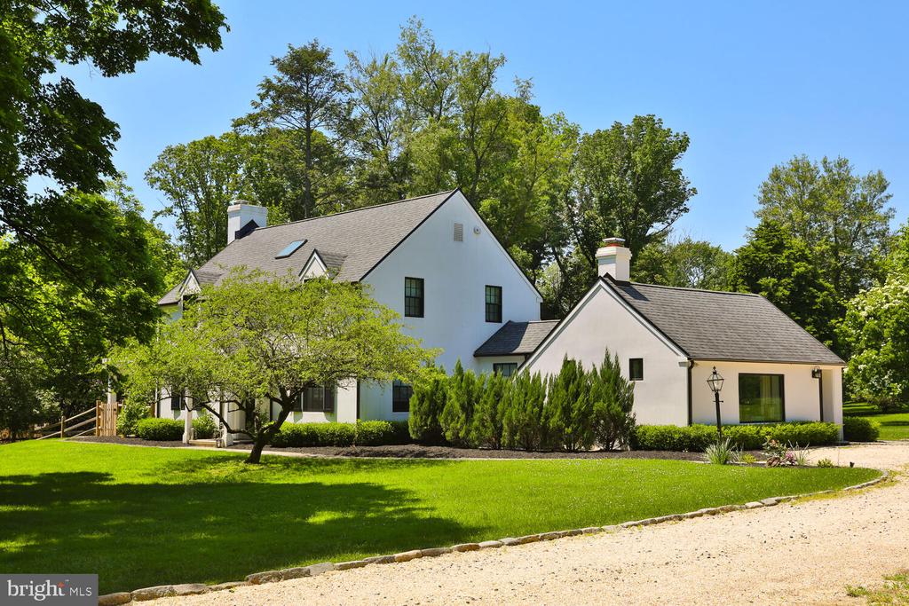 401 E Mill Rd