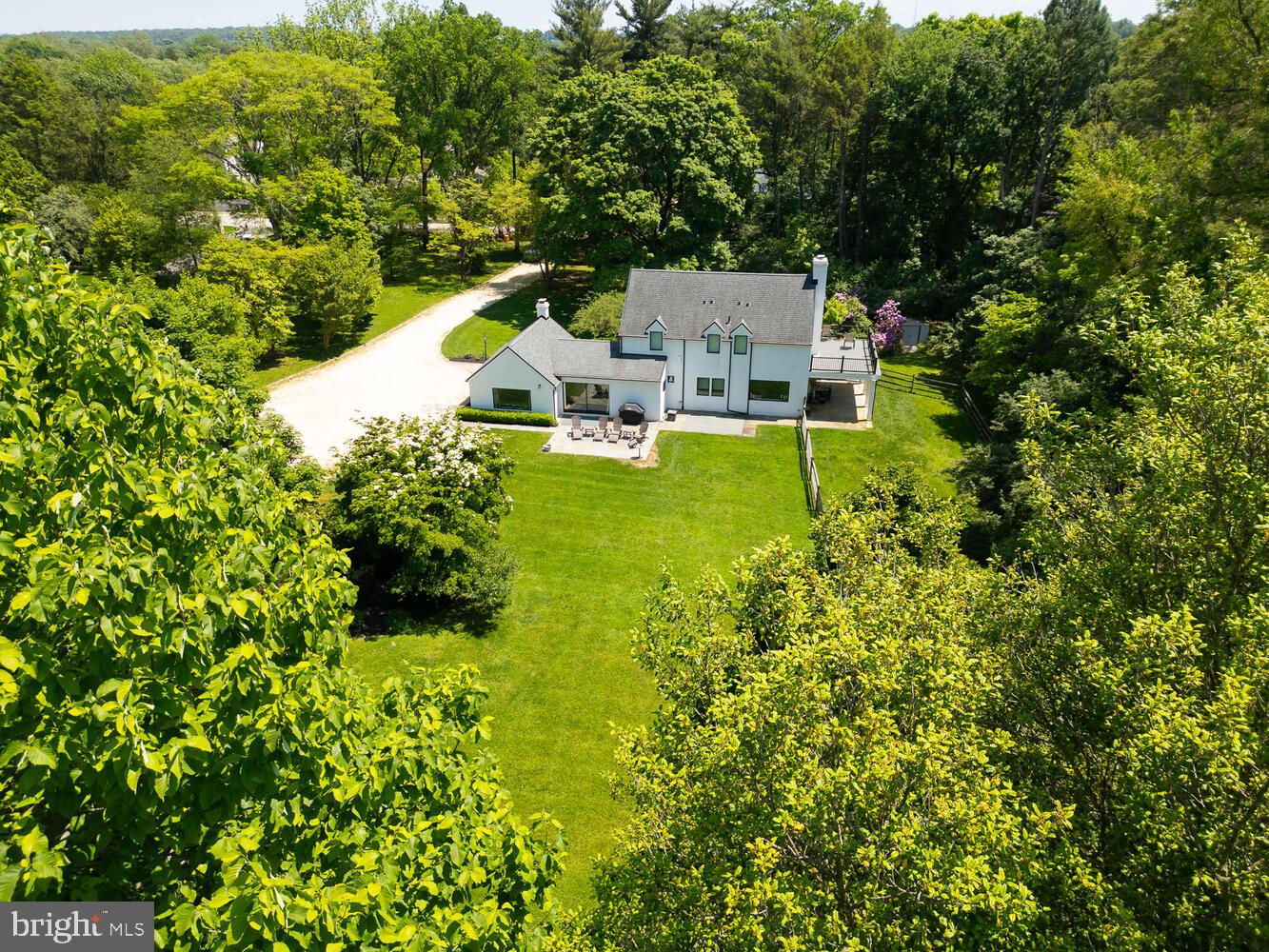 401 E Mill Rd