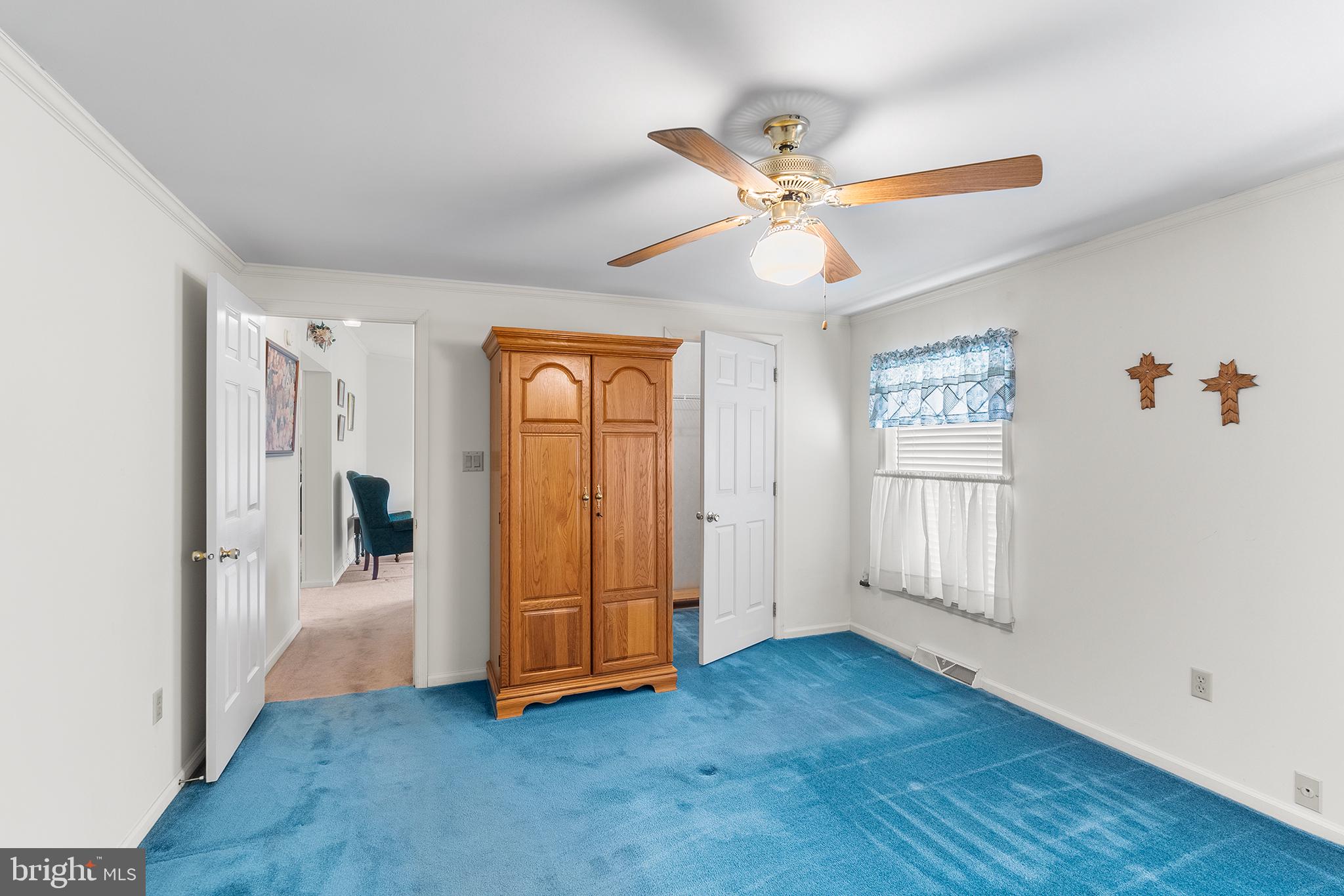 16 Juniper Ct W
