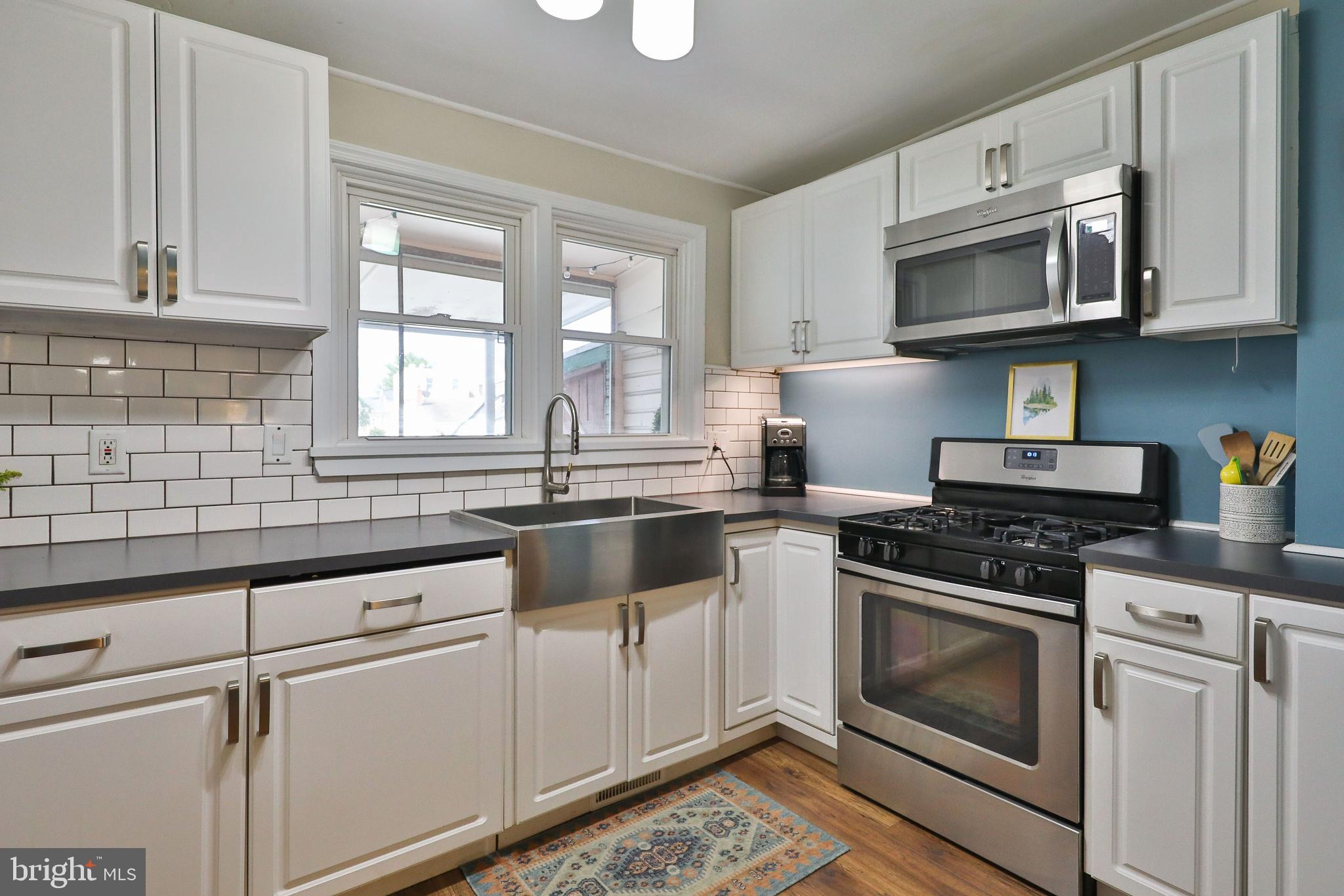 149 W 7th Ave