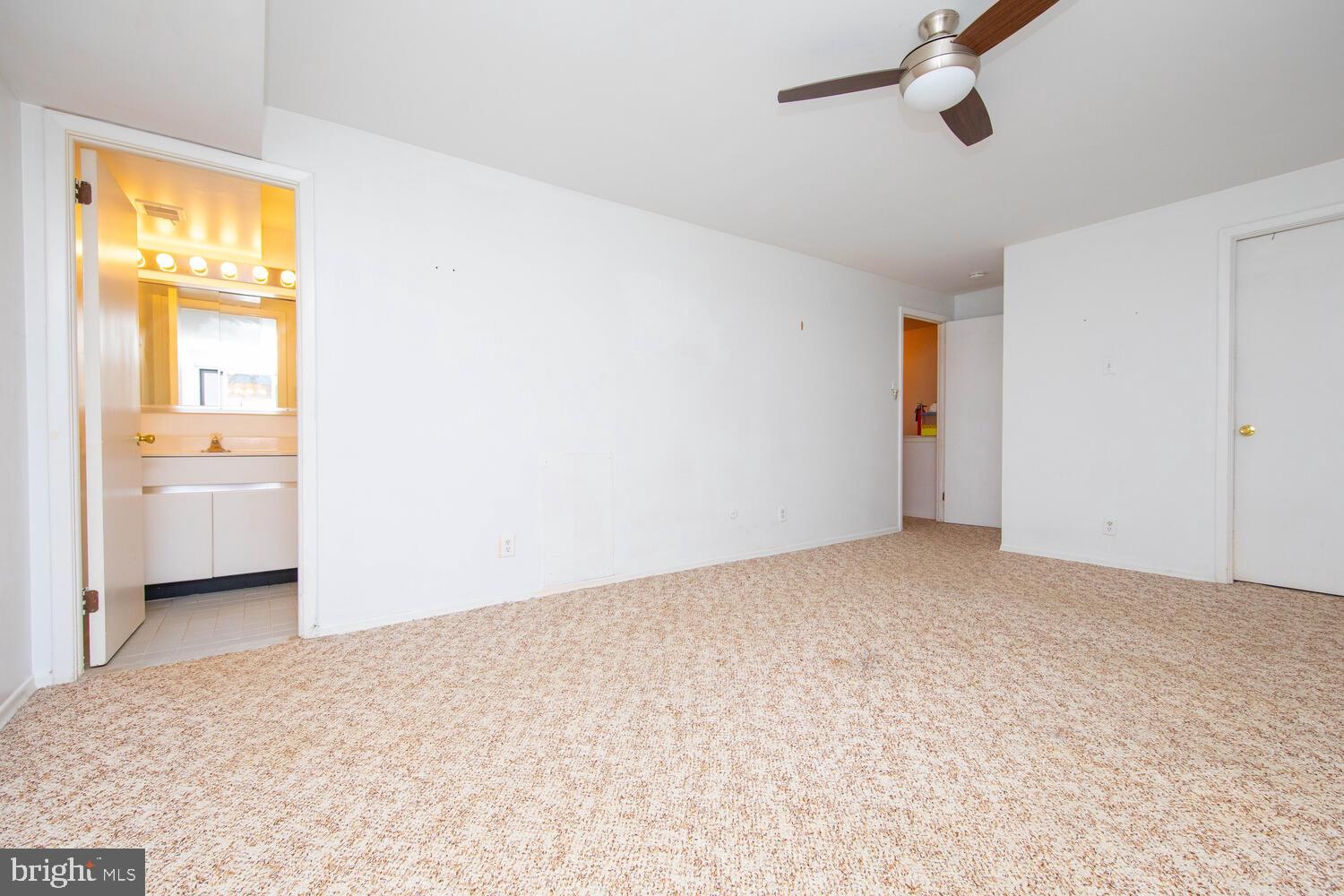 1740 Oakwood Ter #14-H