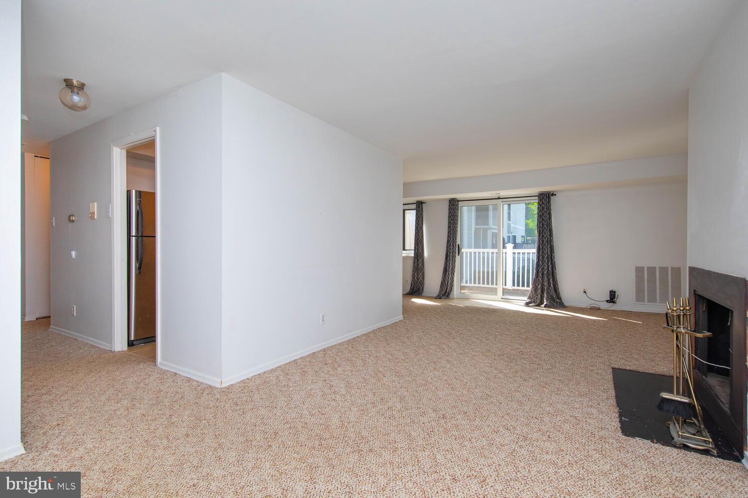 1740 Oakwood Ter #14-H