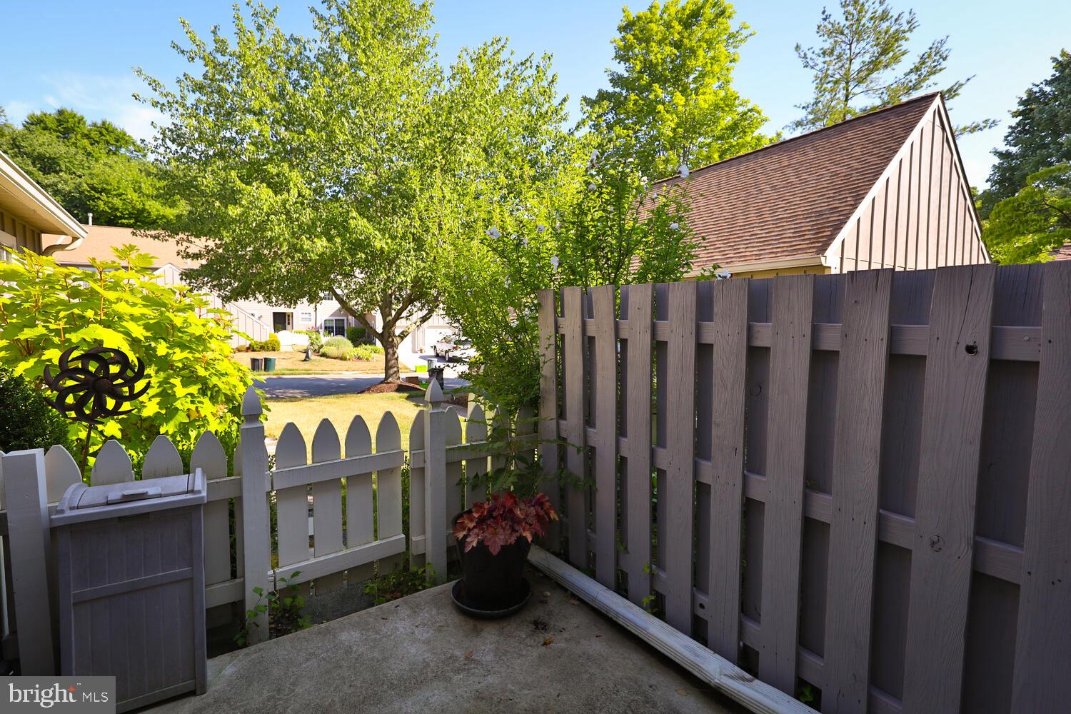 128 Orchard Ct