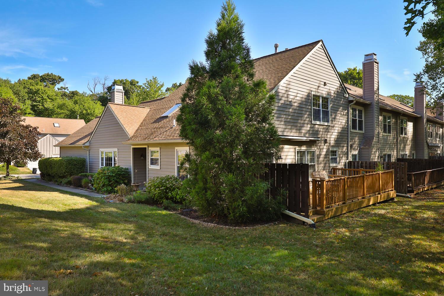 128 Orchard Ct