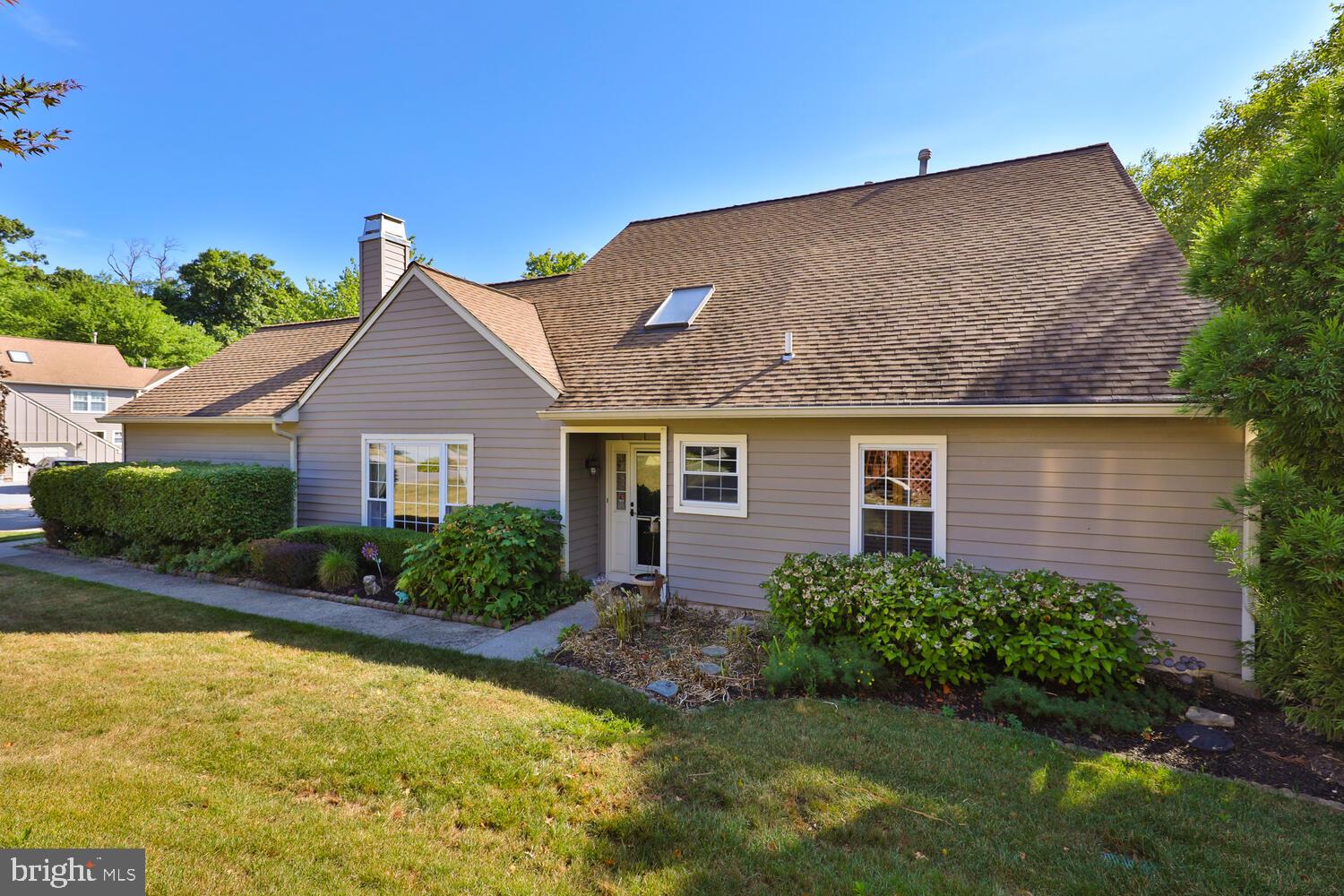 128 Orchard Ct