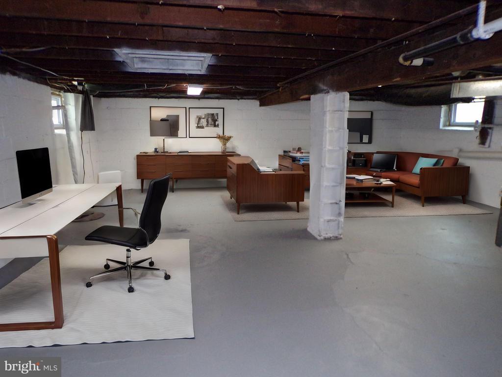 450 Lincoln Ave
