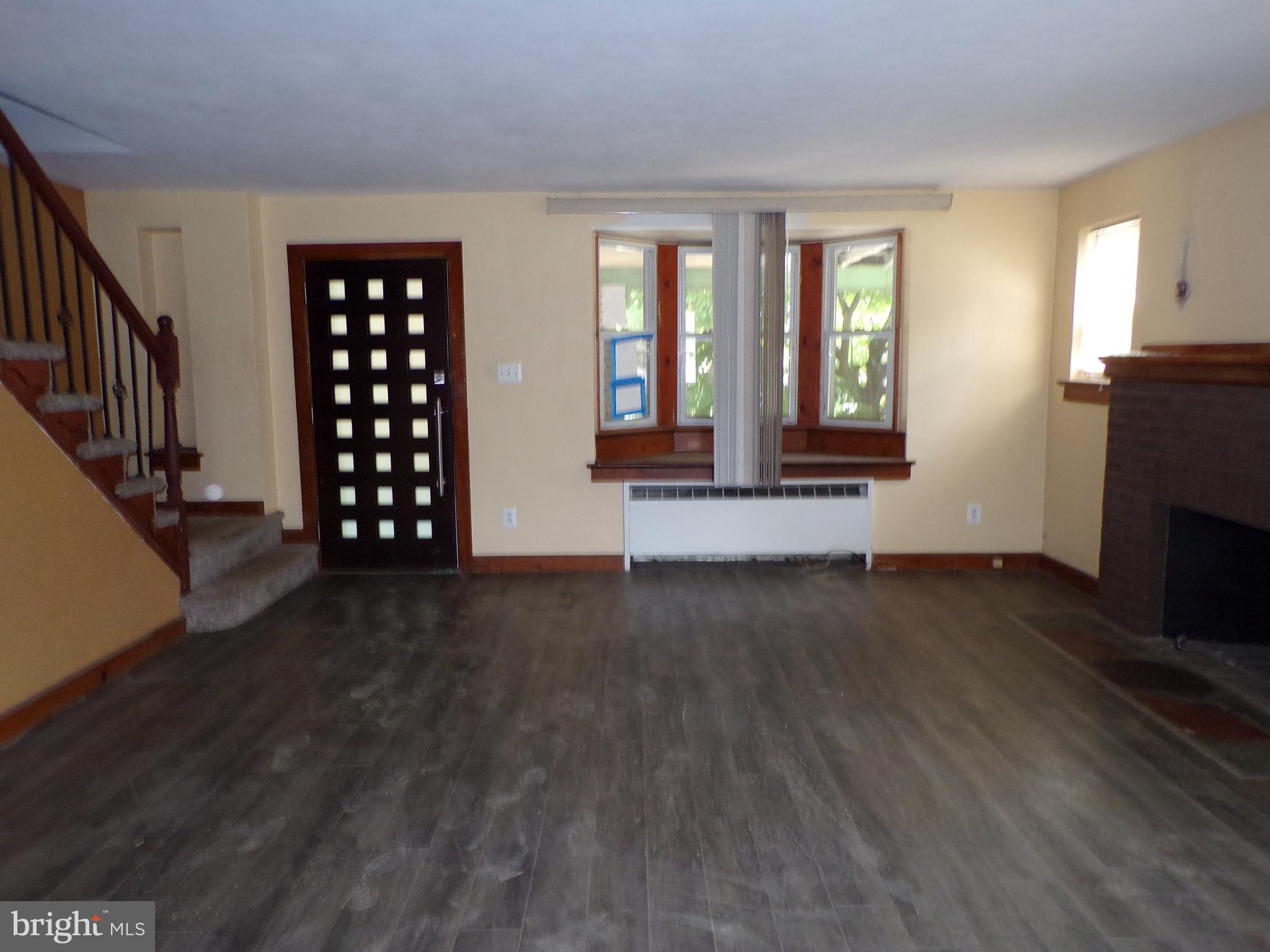 2708 Jenkintown Rd