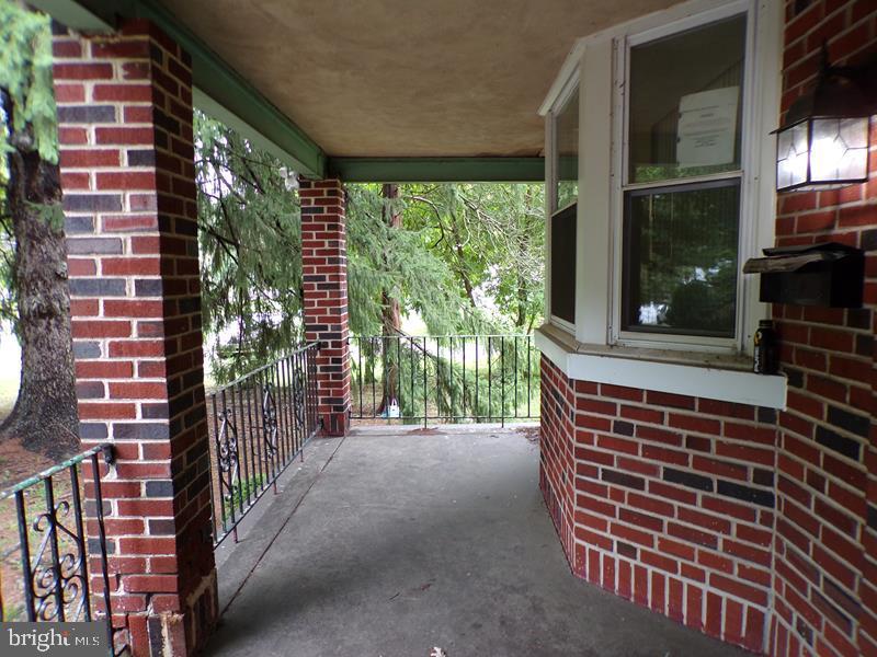 2708 Jenkintown Rd