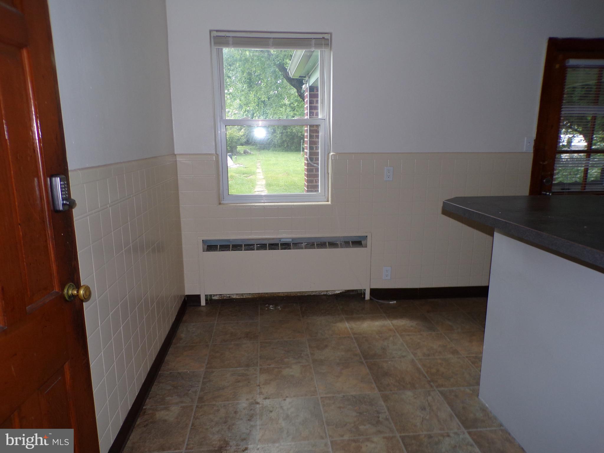 2708 Jenkintown Rd