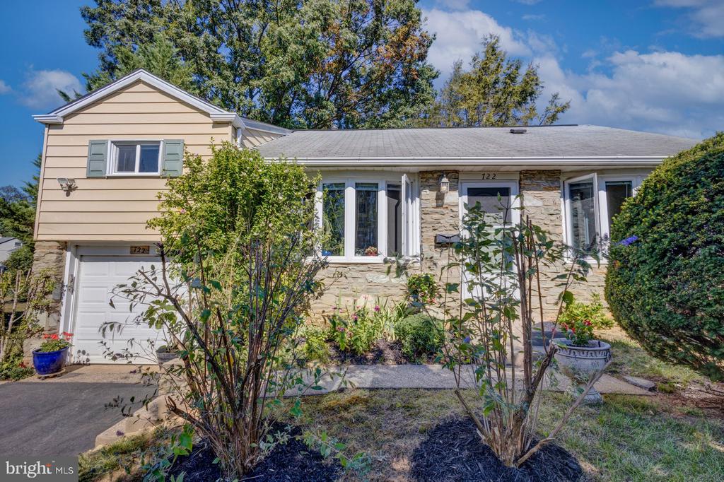 722 Chapel Rd