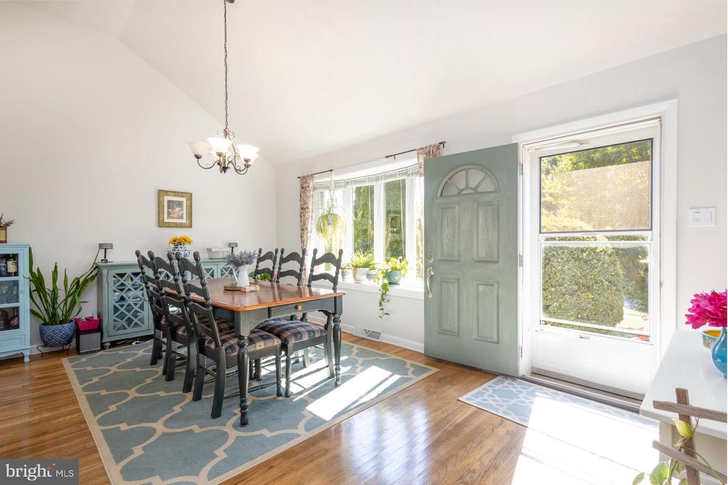 722 Chapel Rd