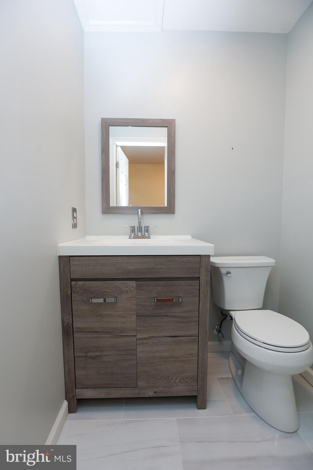 529 CEDAR DR