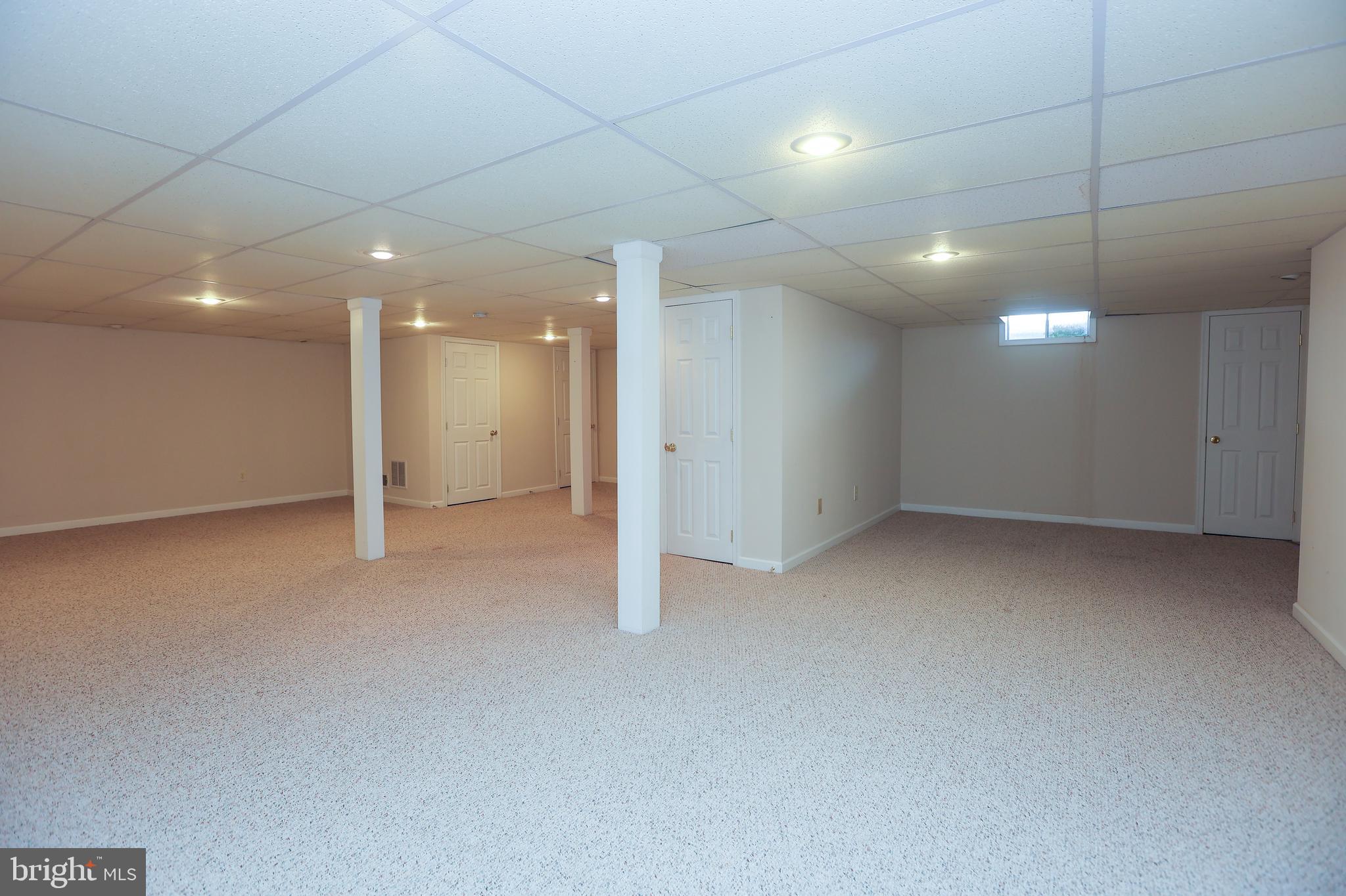529 CEDAR DR