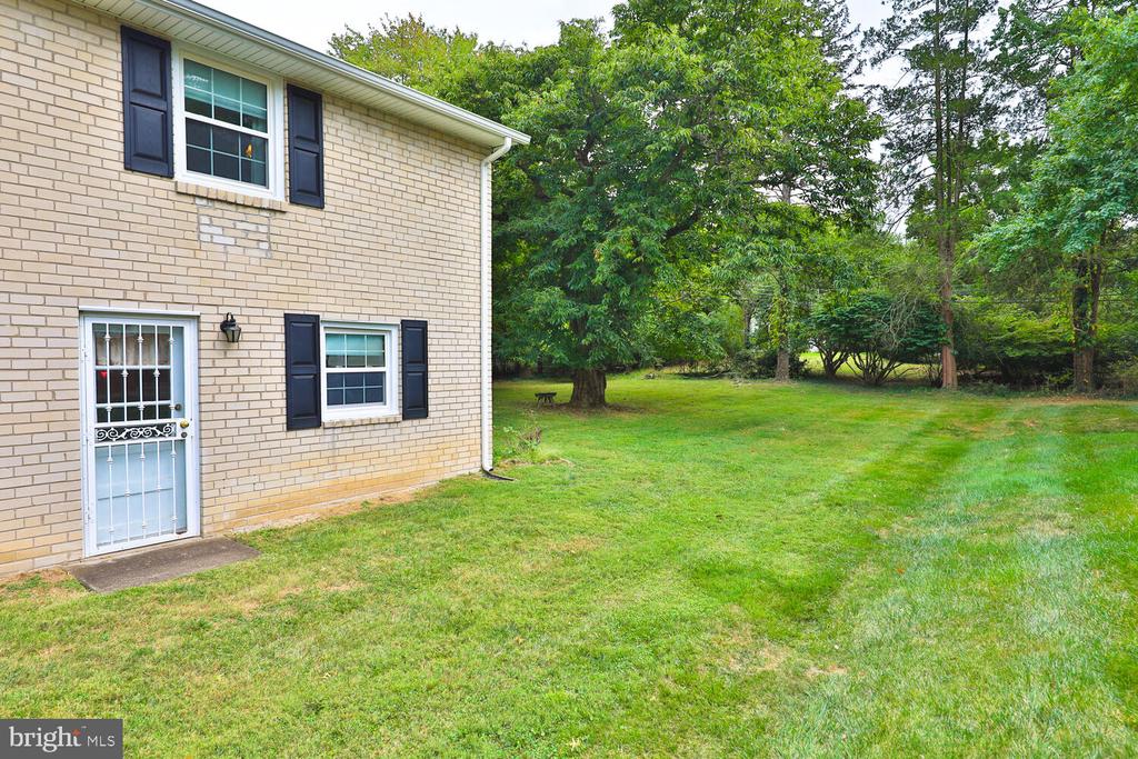 404 Longfield Rd