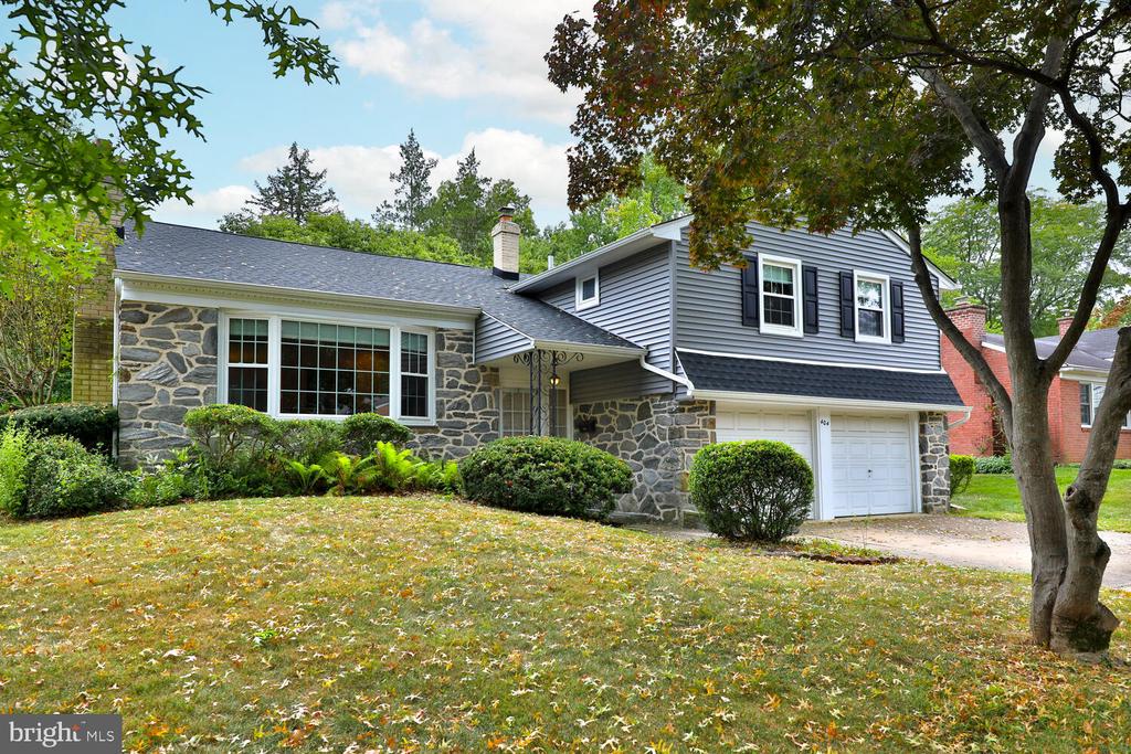 404 Longfield Rd