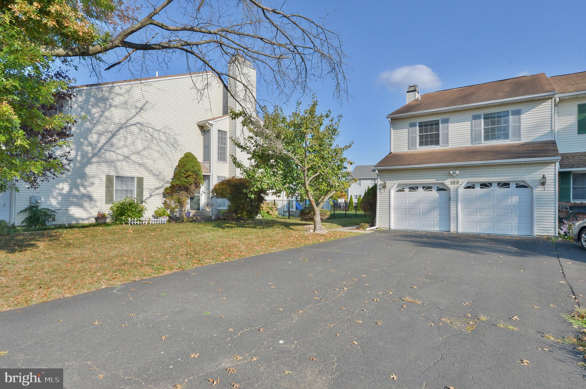 109 Damson Ln