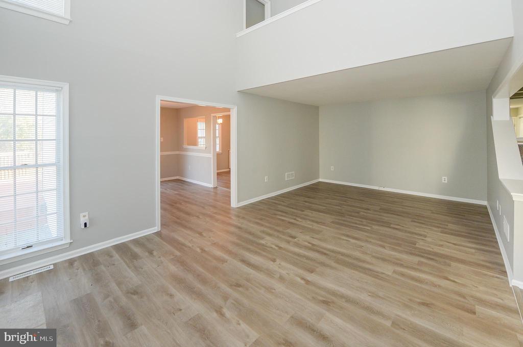 109 Damson Ln