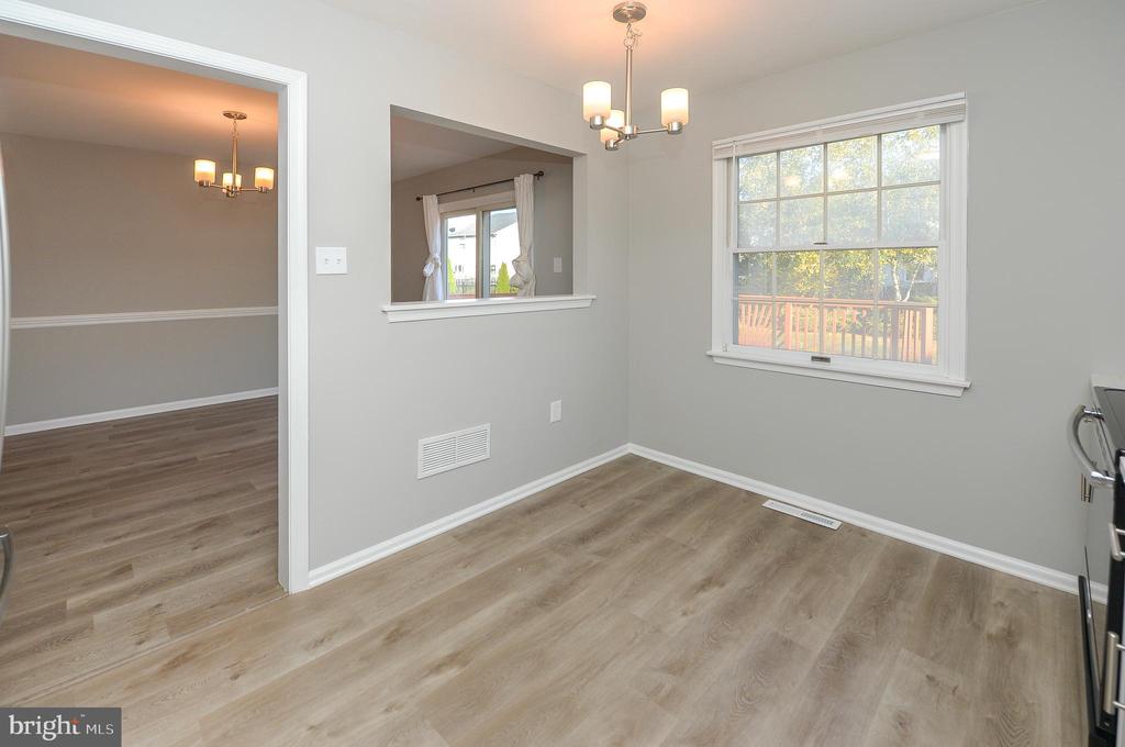 109 Damson Ln