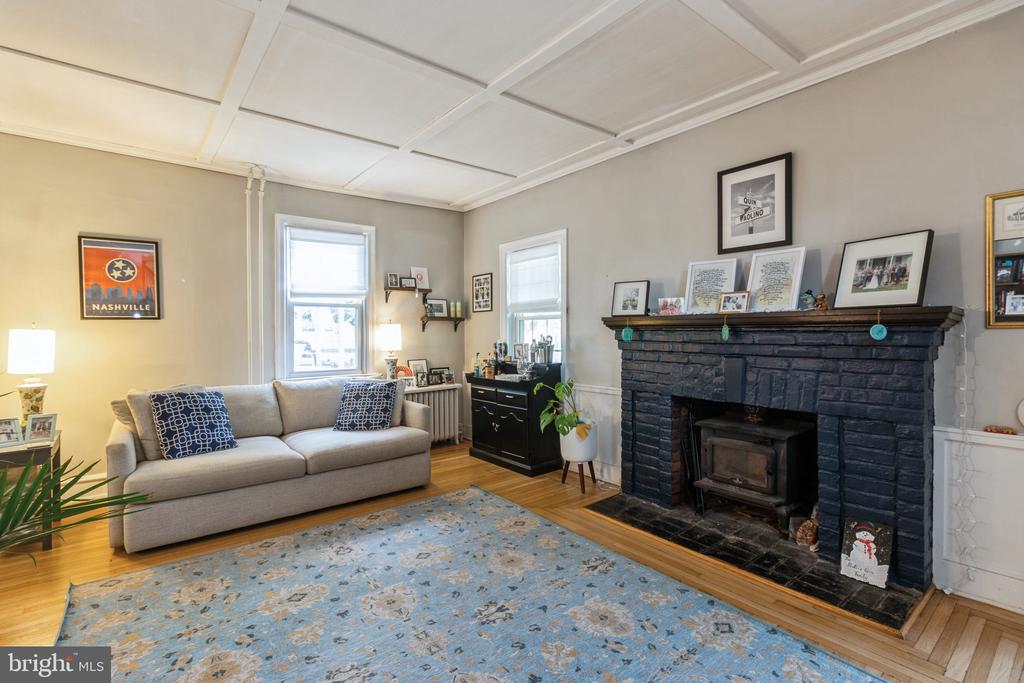 8 Franklin Ave