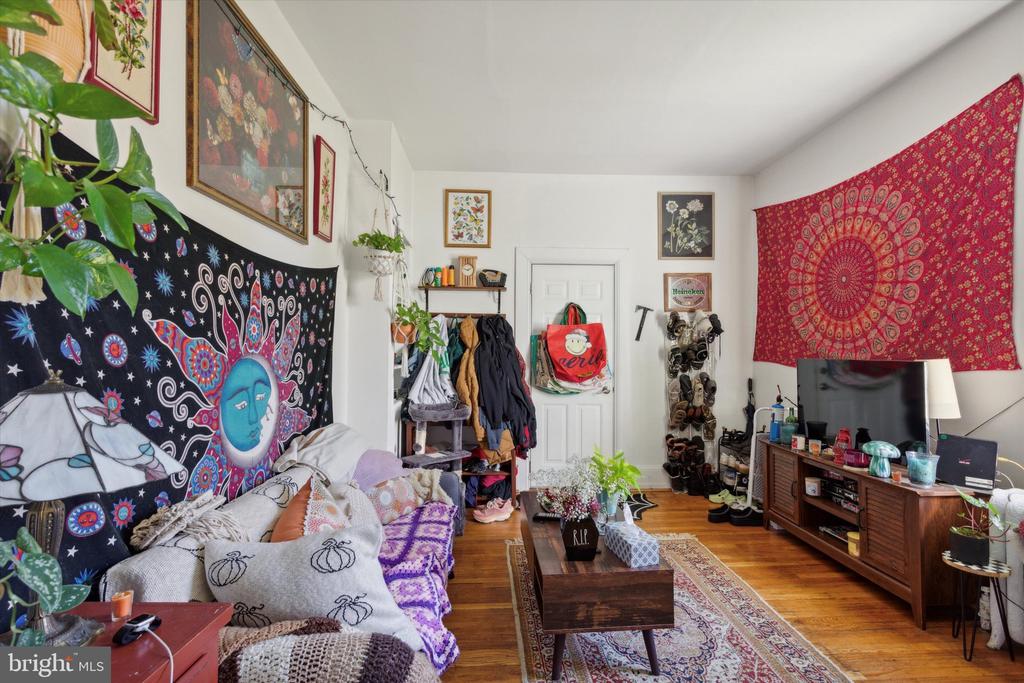 401 West Ave
