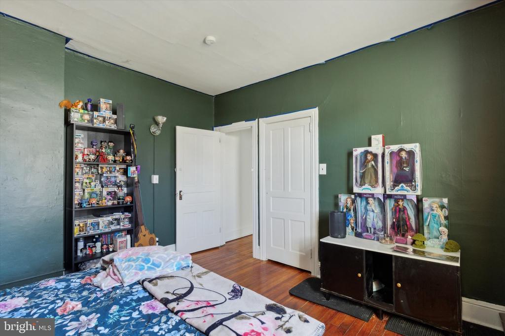 401 West Ave