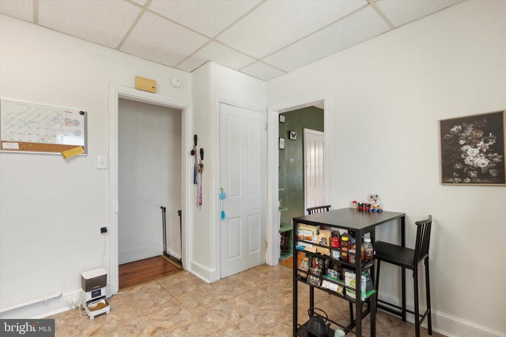 401 West Ave