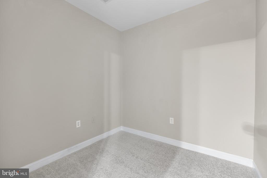 200 W ELM ST #1214