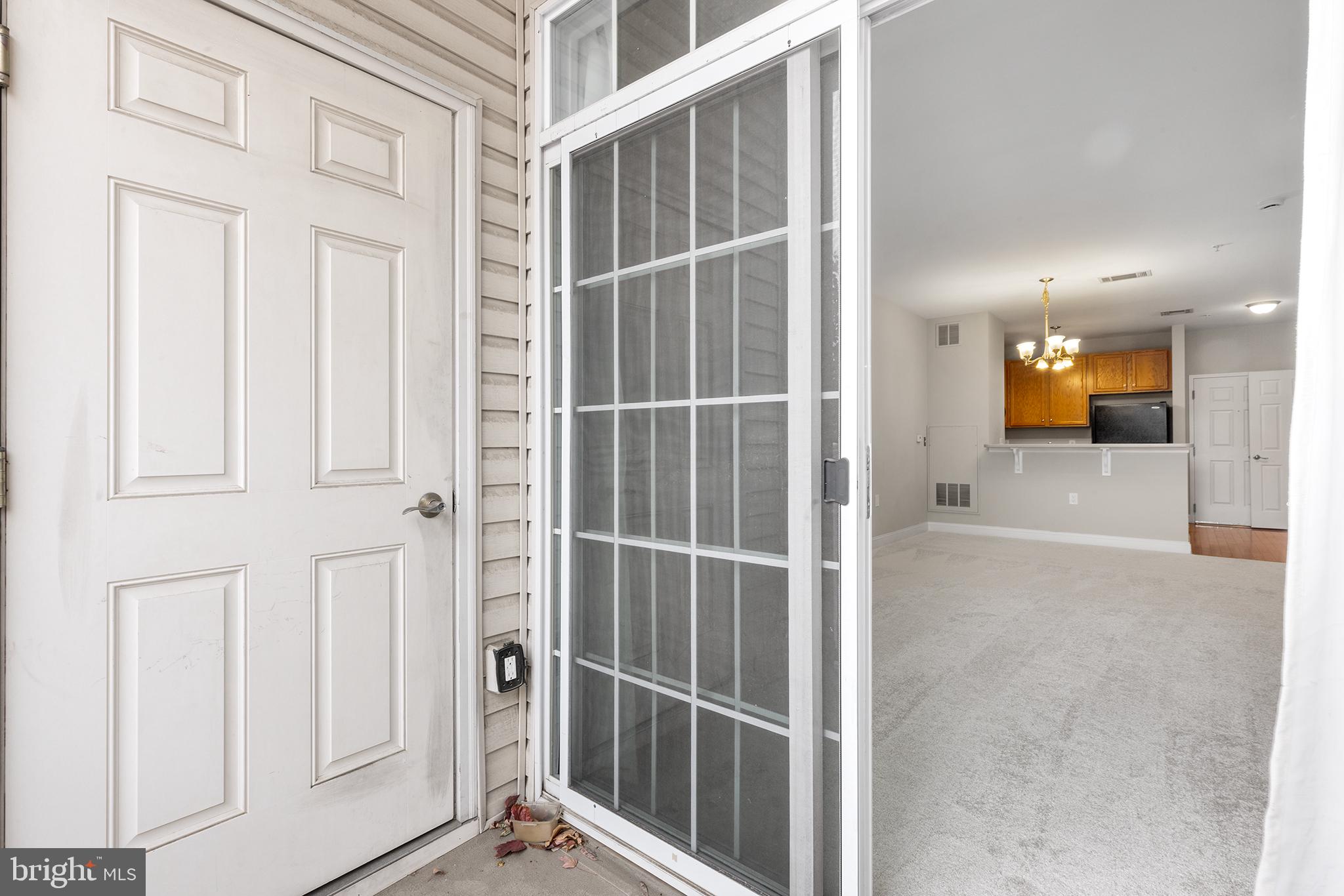 200 W ELM ST #1214