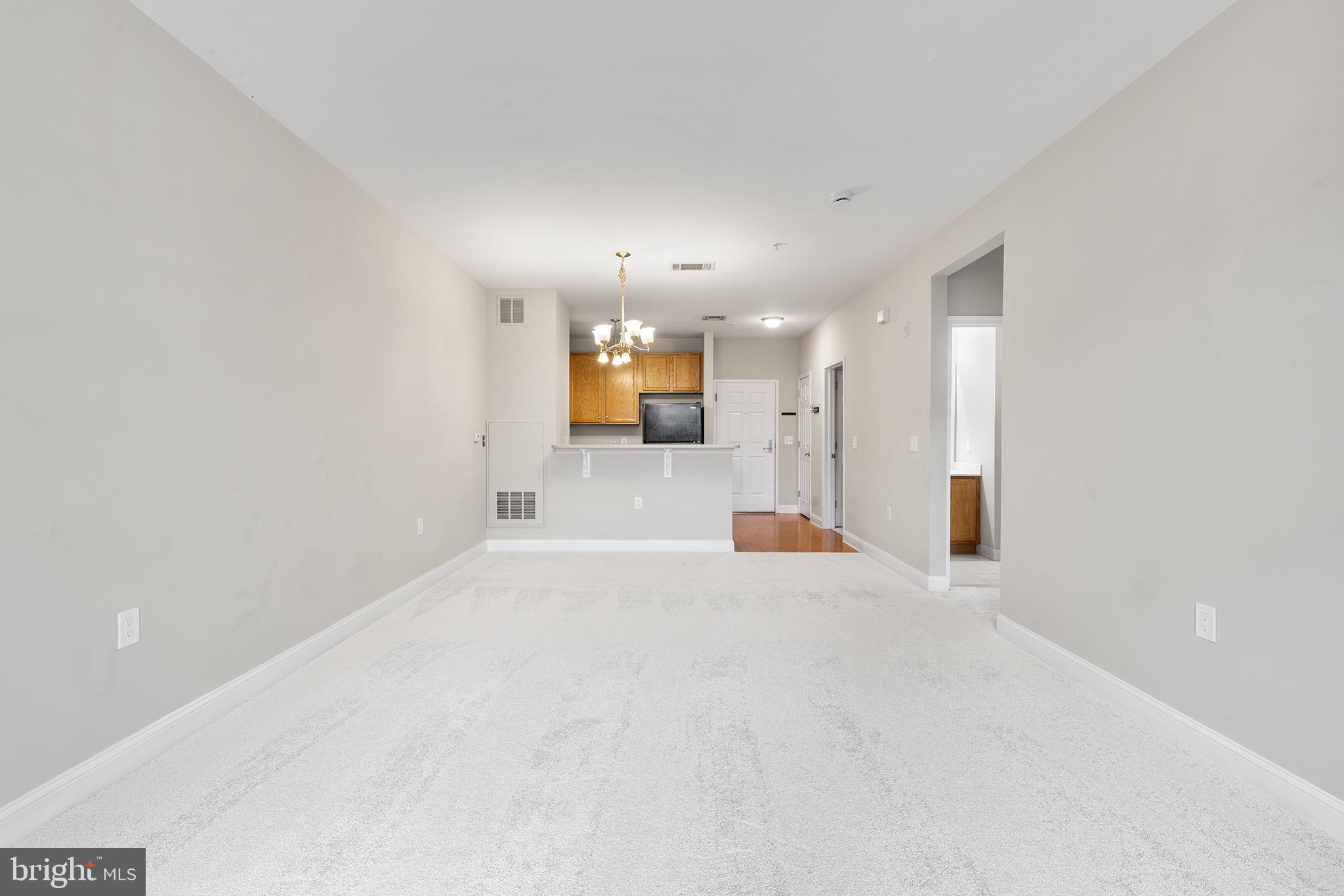 200 W ELM ST #1214