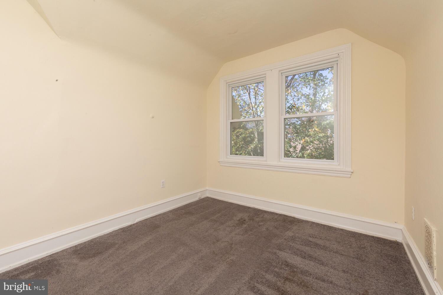 112 BRYN MAWR AVE