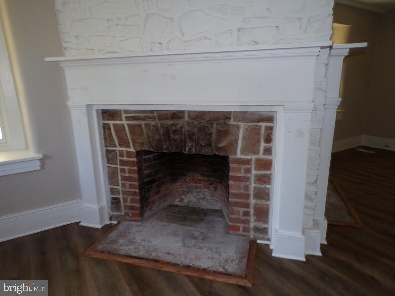 81 S Grange Ave