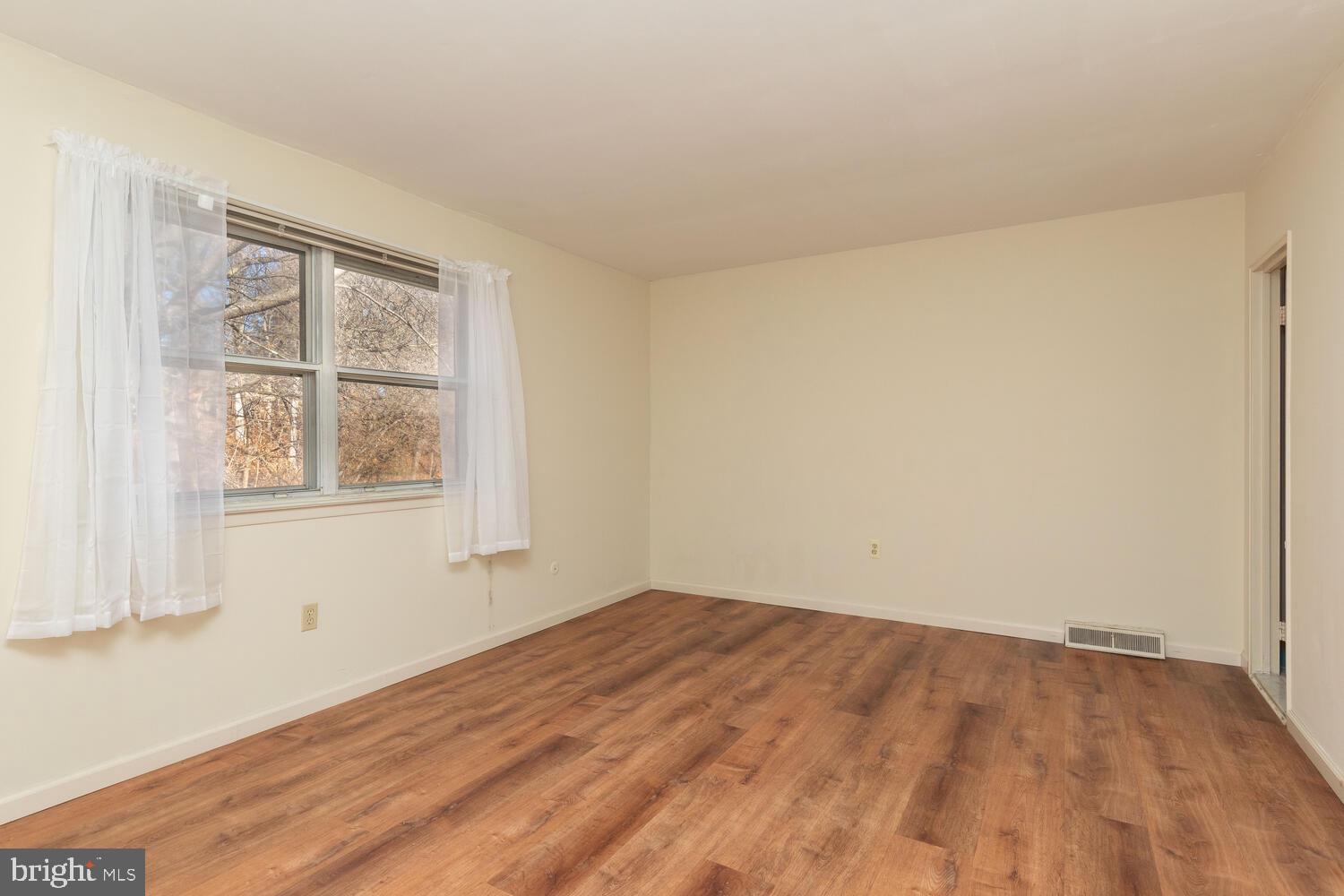 122 Hampstead Dr #122