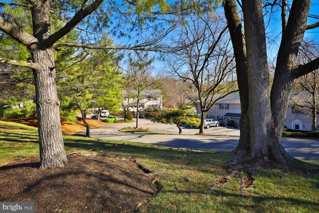 122 Hampstead Dr #122