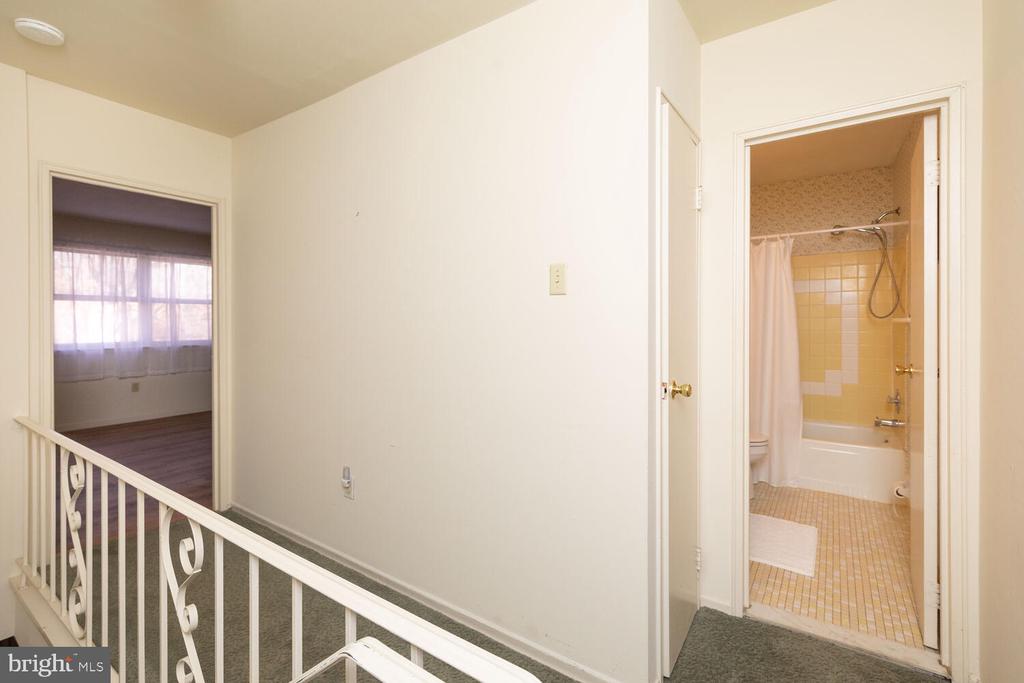 122 Hampstead Dr #122