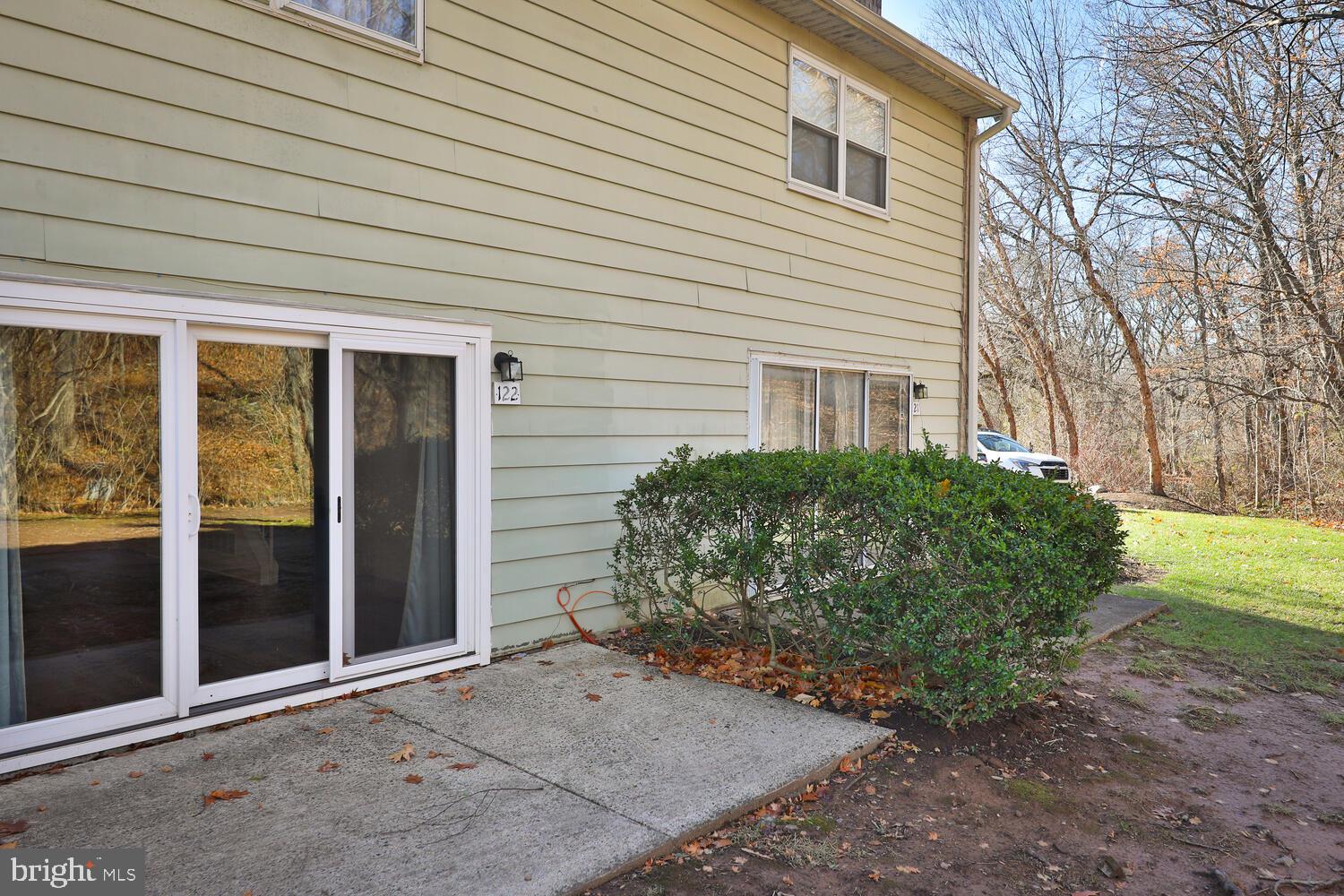 122 Hampstead Dr #122