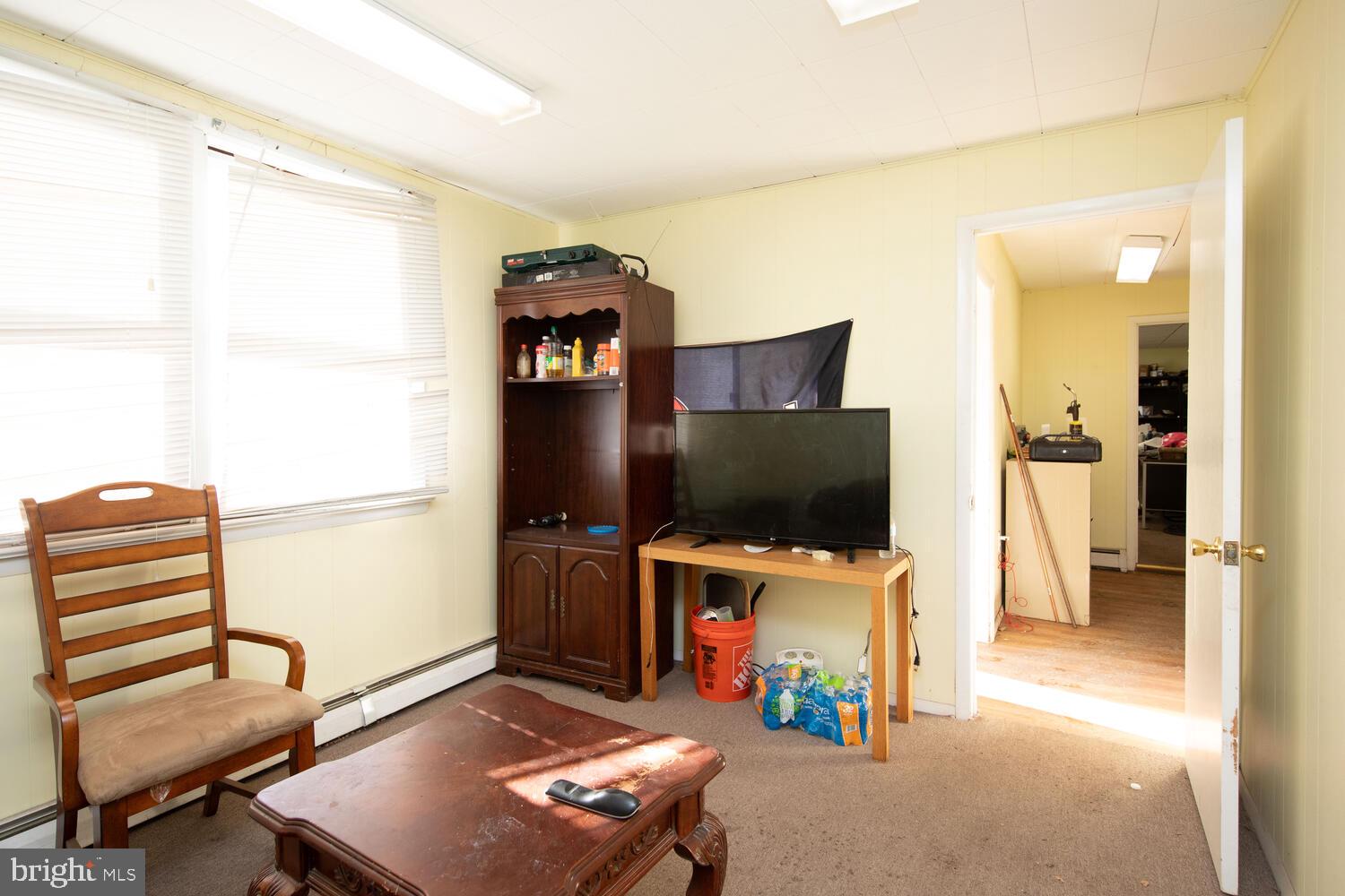 420 W Poplar St