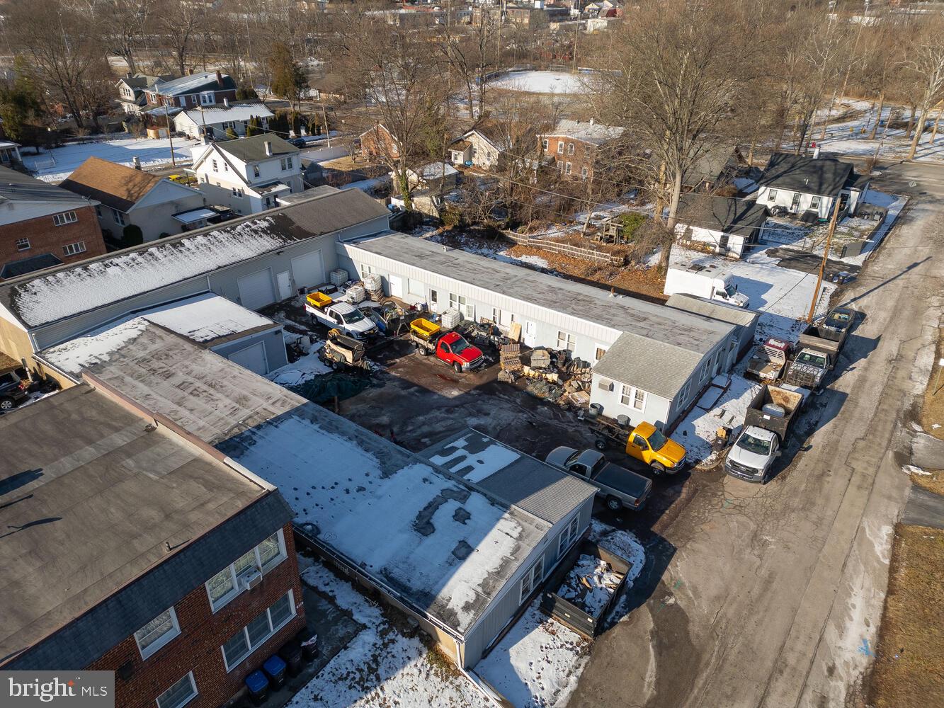 420 W Poplar St