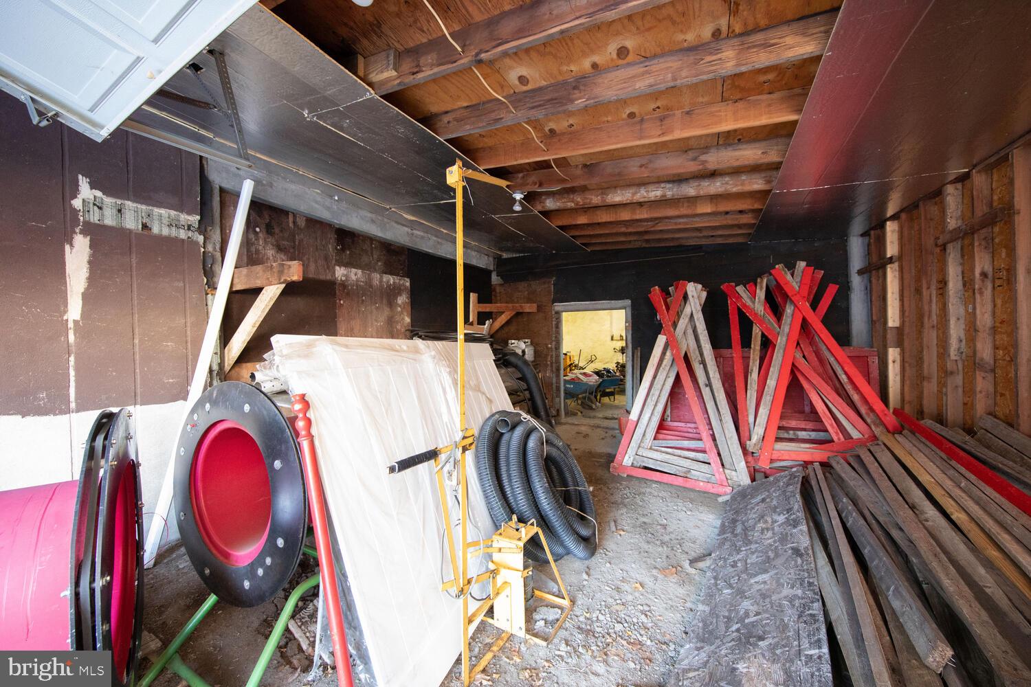 420 W Poplar St