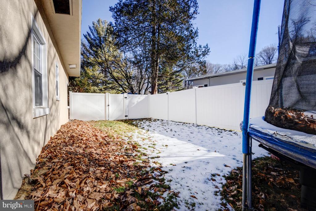 8508 Hull Drive