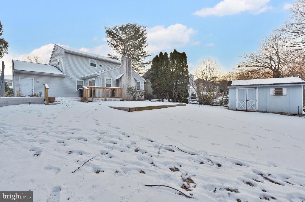 351 Huckleberry Ln