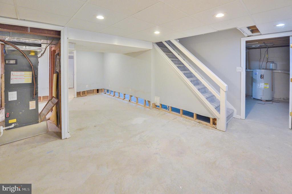 351 Huckleberry Ln