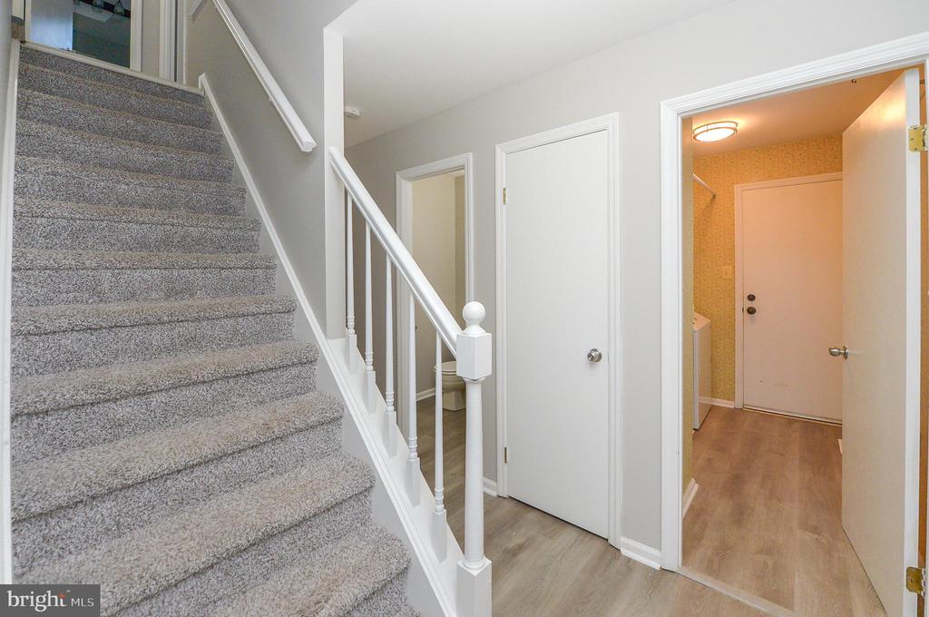 351 Huckleberry Ln
