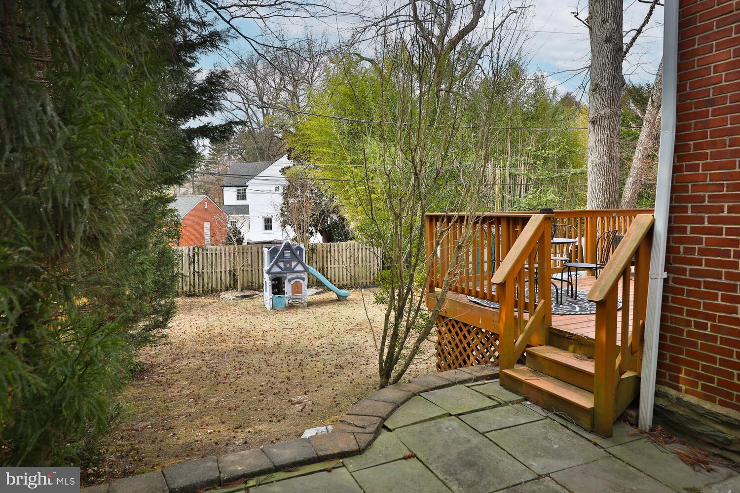 408 E Wynnewood Rd