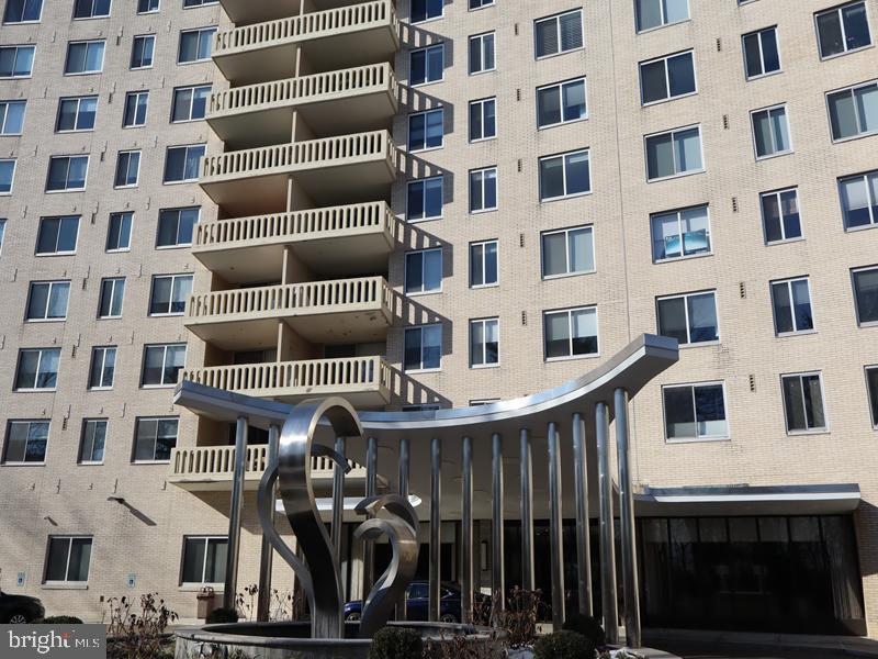 191 Presidential Blvd #R-915b